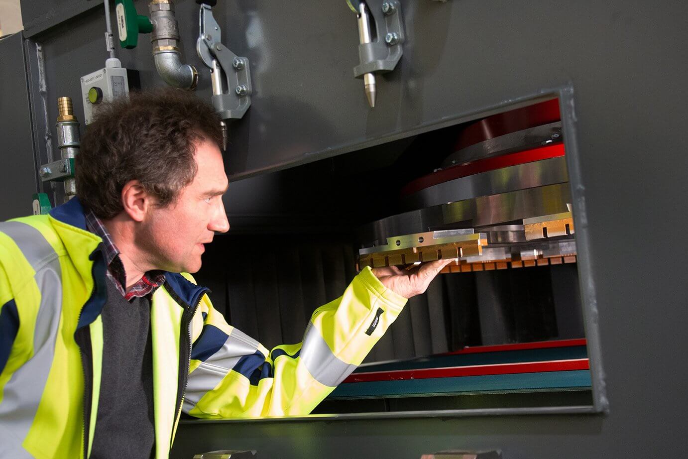 CC宝(中国集团)官方网站